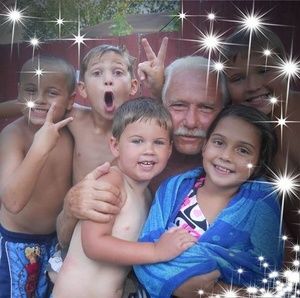 Meet your Posher, Larry